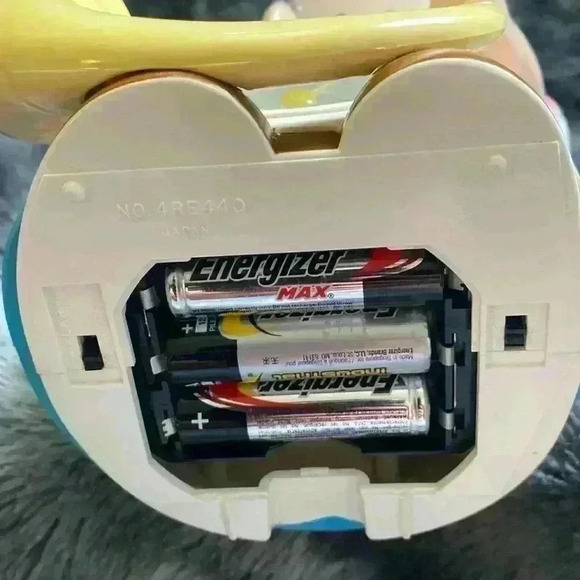 Vintage Citizen Alarm  Clock Child with Swiss Horn Very Loud Alarm 6 1/2" tall - Picture 12 of 17